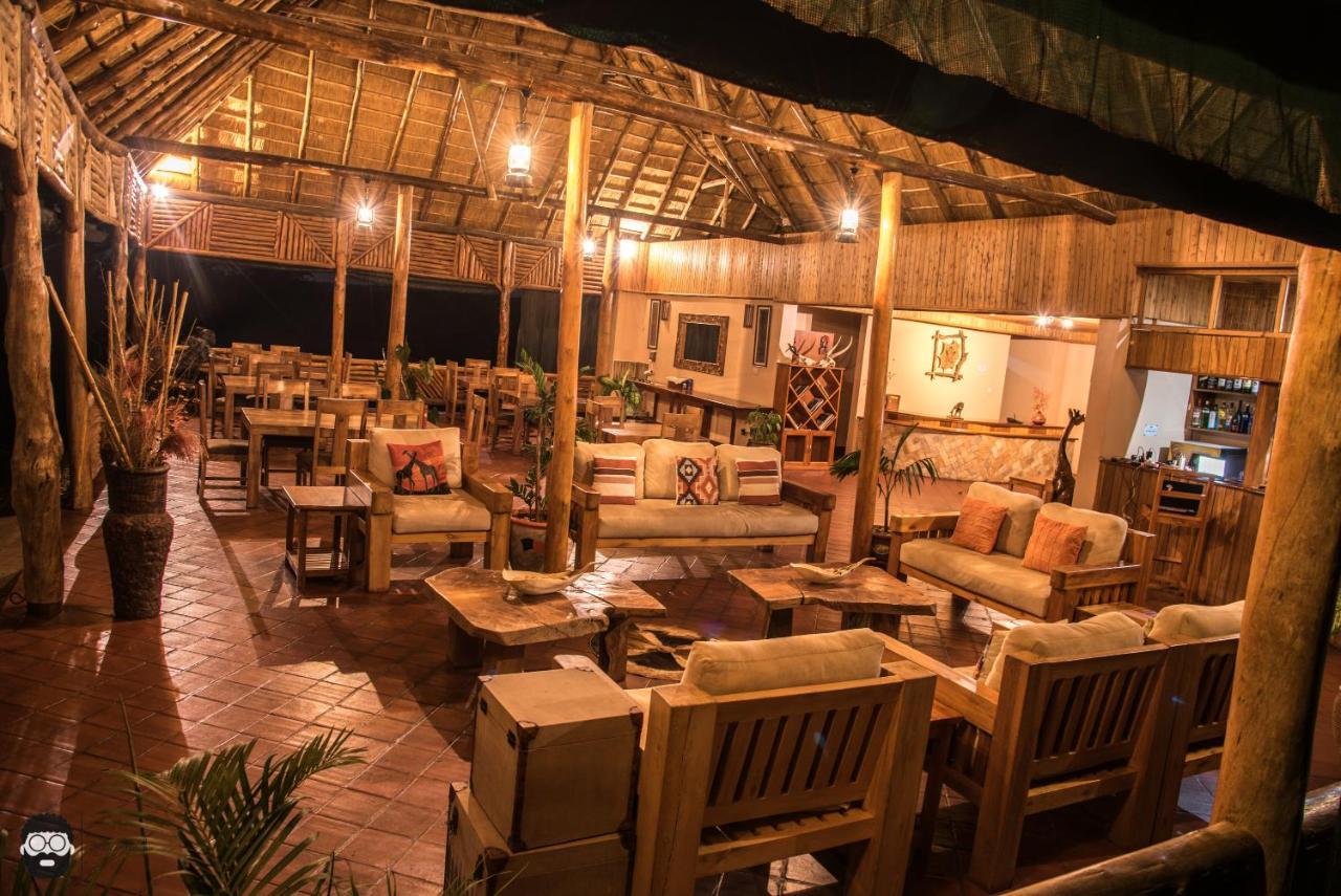 Twiga Safari Lodge Paraa Ngoại thất bức ảnh